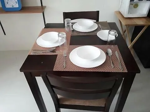 Fully Furnished Unit In Mandaue City, With Fast Wifi And Cable Tv Apartment *